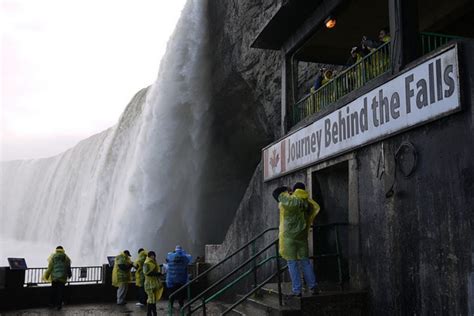 niagara falls journey behind the falls review